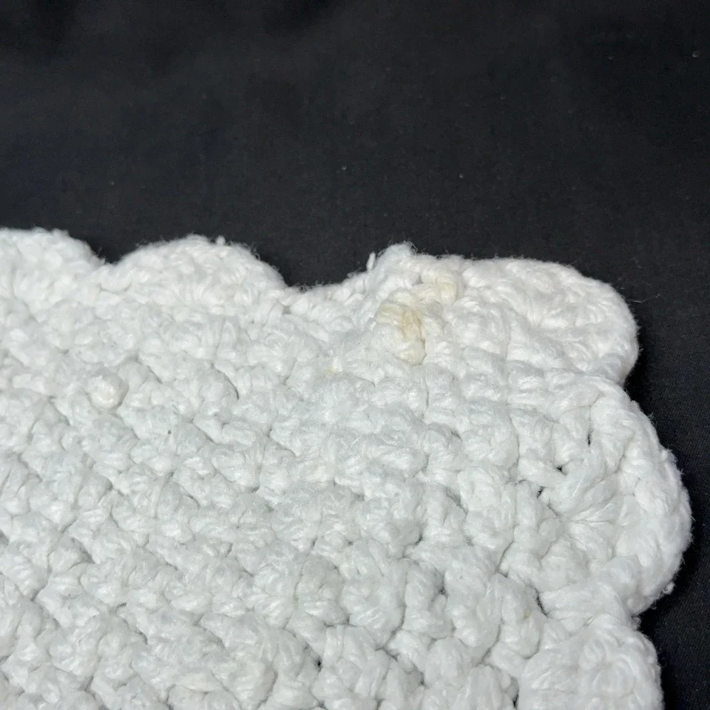 Vintage Handmade Crochet‎ Placemat Rectangular Scalloped Cotton White Table